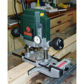 Фрезер Of E 1229 Signal 1200 Вт (601229000) METABO-1