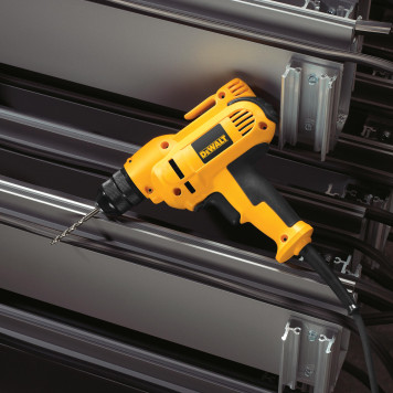 Дрель DWD115KS-QS безударная 701 Вт, быстрозажимной патрон 10 мм DEWALT-7