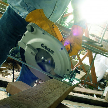 Пила D23700-KS дисковая ручная 1750Вт DEWALT-4