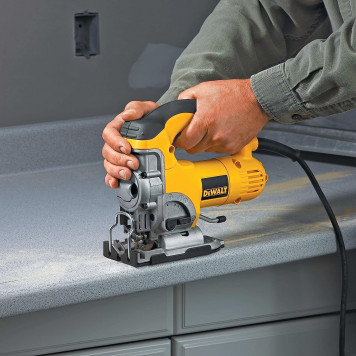 Электролобзик DW331K-QS с верхней ручкой 701 Вт, 26 мм, кейс DEWALT-7