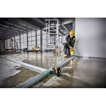 Уровень лазерный DCE089D1G-QW 3-х плоскостной с перекрестием, зеленый луч DeWALT-3