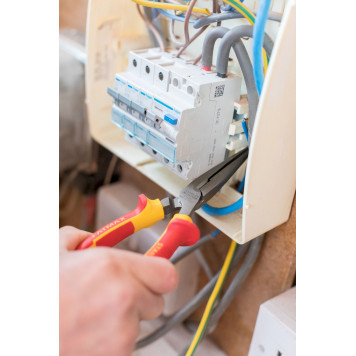 Тонкогубцы 0-84-007 удлинённые диэлектрические 1000В, 200 мм STАNLEY-5