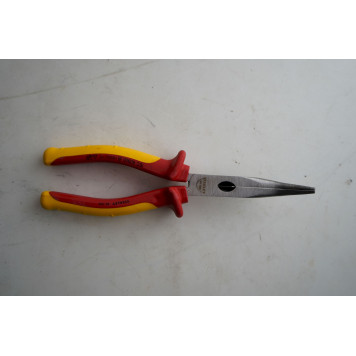 Тонкогубцы 0-84-008 диэлектрические изогнутые MAXSTEEL VDE 1000В, 200 мм STАNLEY-2