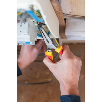 Тонкогубцы 0-84-008 диэлектрические изогнутые MAXSTEEL VDE 1000В, 200 мм STАNLEY-5