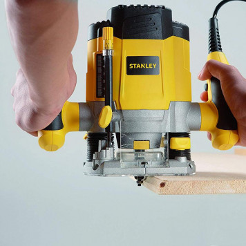 Фрезер SRR1200-RU погружной 1200 Вт, цанга 6/6,35/8 мм STАNLEY-1