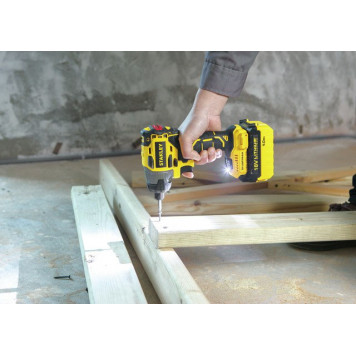 Шуруповерт импульсный STАNLEY SBI201D2K-RU-1