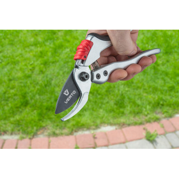 Секатор 15G206 универсальный алюминиевый 195 мм, диаметр резки 18 мм VERTO-2