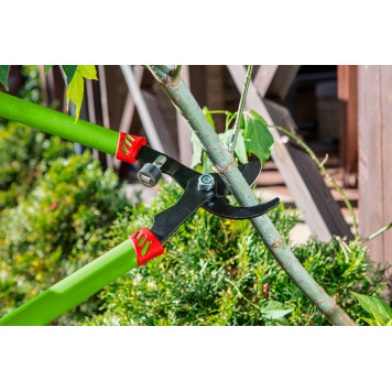 Сучкорез 15G250 универсальный 700 мм, лезвие 60 мм, d-30 мм VERTO-2