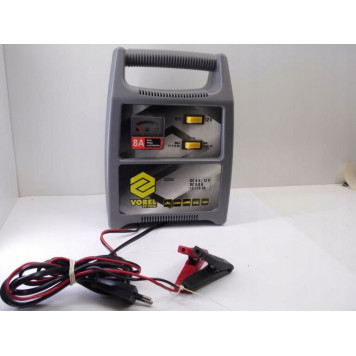 Зарядное 82552 устройство 6-12В/8А/116Ач VOREL-3
