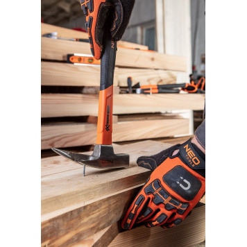 Молоток 25-131 кровельный 600 г, рукоятка из стекловолокна NEO-6