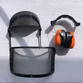Маска защитная в сетку с наушниками ZW-0006-4