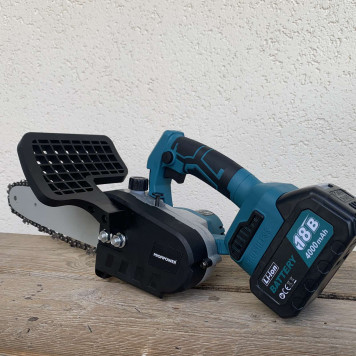 Пила E0111 аккумуляторная цепная MKGSL-18V Li-ion 1х4.0 А/ч ProfiPower-4
