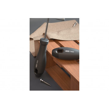 Отвёртка крестовая HT1206 "Home Series Black" PH2x150 мм Deli-8