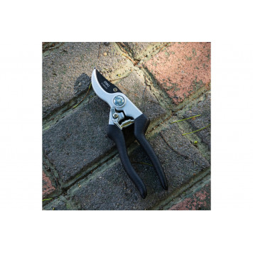 Секатор DL580203 210мм D-15мм Deli-6