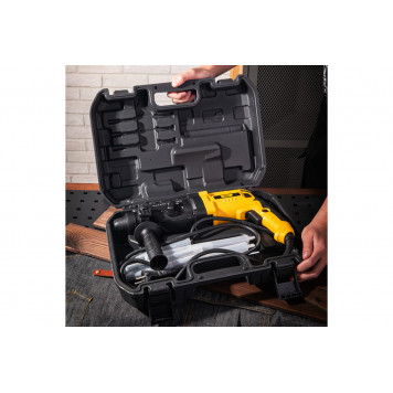 Перфоратор DL-DC26-E1 сетевой 800 Вт, SDS-PLUS, 3,0 Дж DELI-6