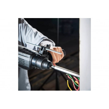 Перфоратор DL-DC26-E1 сетевой 800 Вт, SDS-PLUS, 3,0 Дж DELI-8