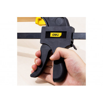 Струбцина DL110118 пистолетная быстрозажимная, 450x70мм Deli-4