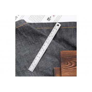 Линейка DL8015Y стальная 150мм, Deli-2