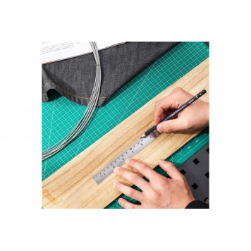 Линейка DL8020Y стальная 200мм, нержавеющая сталь Deli-4