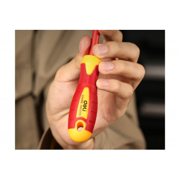 Отвёртка DL5151251 диэлектрическая до 1000В шлицевая 5,5х125 мм Deli-3