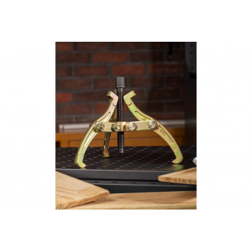 Съемник DL-S6 подшипников трехзахватный 150мм, Deli-3