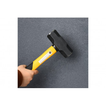 Кувалда DL447003  с ручкой из стекловолокна 1,36 кг DELI-2