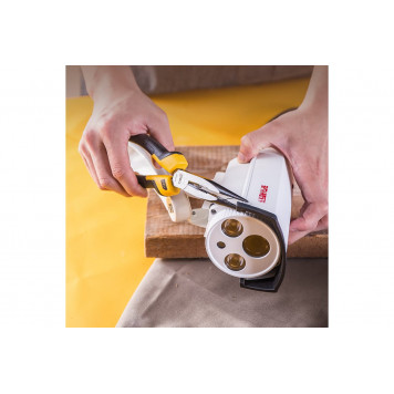 Удлиненные плоскогубцы DL2108Z 200мм, с прорезиненной рукоятью, Deli-2