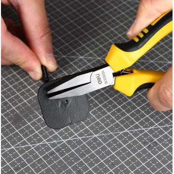 Плоскогубцы DL103204 мини без насечки 125мм, двухкомпонентная рукоять Deli-4