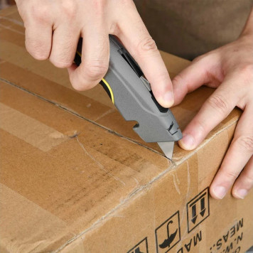 Нож DL410 универсальный с Т-образным лезвием 19мм, длина 170мм, в комплекте 3 лезвия Deli-4