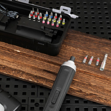 Отвёртка DL-DP04-E1B2 аккумуляторная (3,6В, 2А*ч, 5Нм, набор бит 24 шт, пласт. кейс) Deli-9