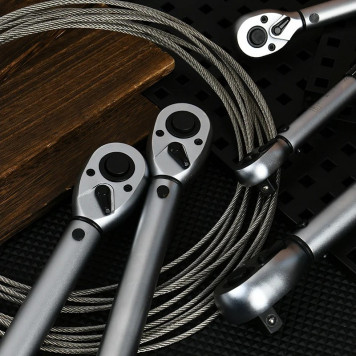 Ключ DL-YN-60300 динамометрический 60-300Нм, 1/2"72 зуба Deli-3