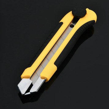 Нож DL0035 технический 25 мм DELI-4