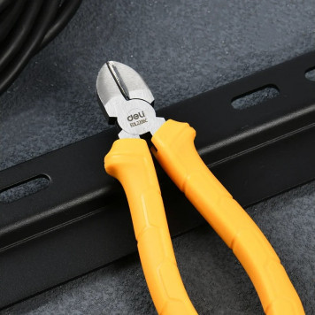 Бокорезы DL2206C диагональные 160мм, пластиковая ручка Deli-2