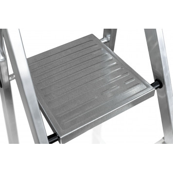 Лестница-стремянка 8 ступеней (ALIMINYUM)-1