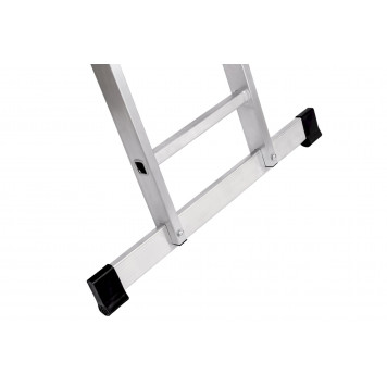 Лестница 2-х секционная 14-ти ступенчатая UFUK-2