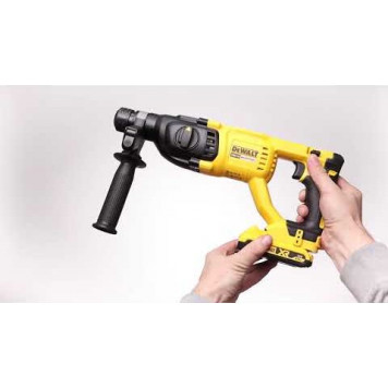 Аренда Перфоратор DCH133N-XJ аккумуляторный 18 В, SDS-Plus, без АКБ и З/У DEWALT-2