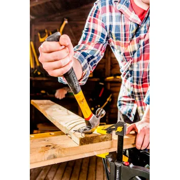 Молоток 02А704 стекловолокно 450 гр. ТОРЕХ-1