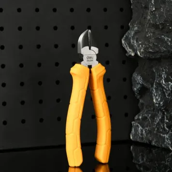 Бокорезы DL2206C диагональные 160мм, пластиковая ручка Deli-3